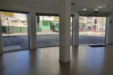 Local comercial en Denia - AL132 local Avda. Alicante 1