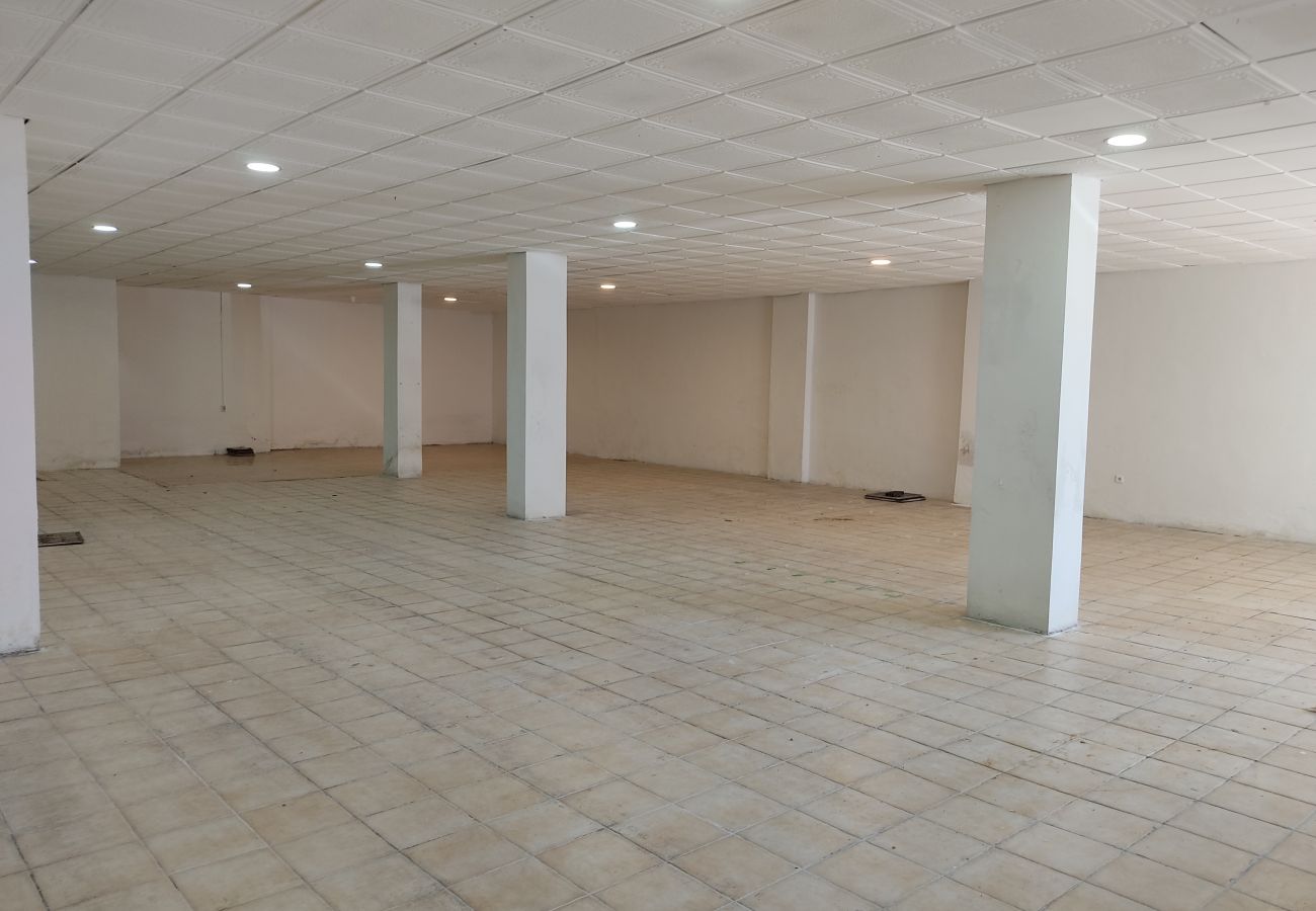 Local comercial en Denia - AL 133 local en C/ Sagunto