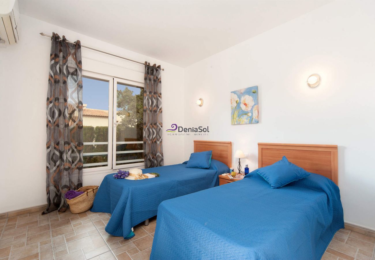 Villa en Javea / Xàbia - 0350 - ELEFANTE