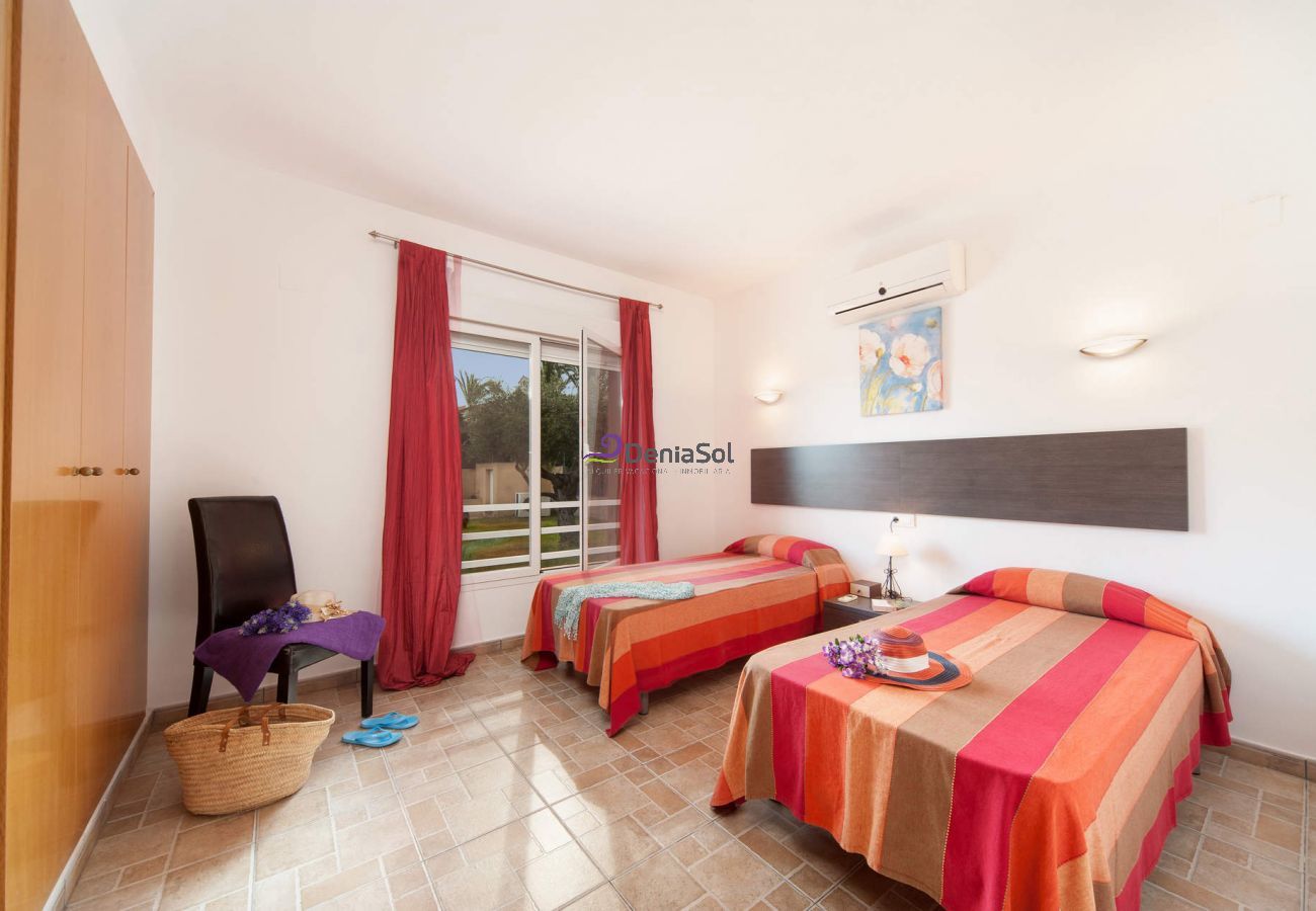 Villa en Javea / Xàbia - 0350 - ELEFANTE