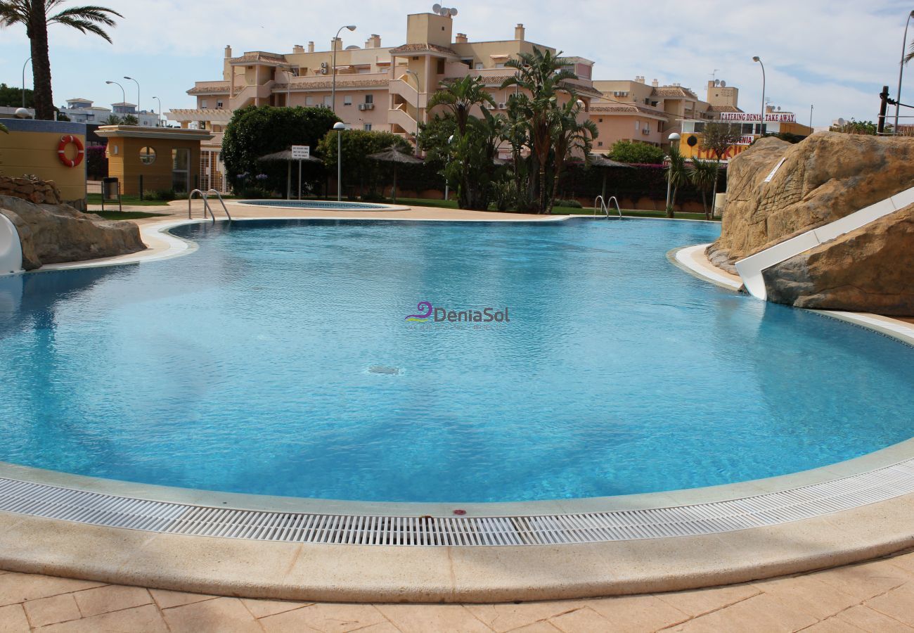 Apartamento en Denia - 126 Aquamarinas  C-13