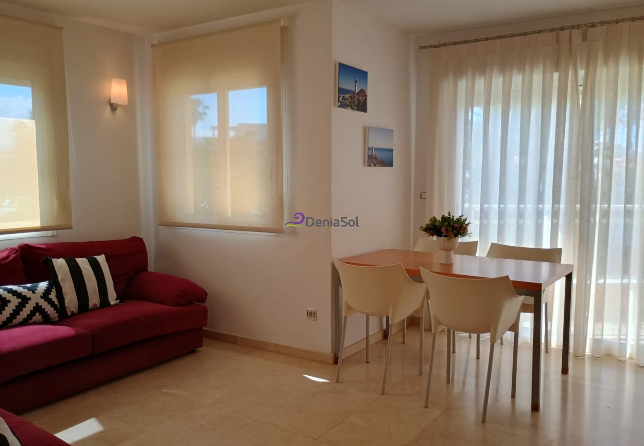 Apartamento en Denia - 145 Playa Esmeralda, 1-7