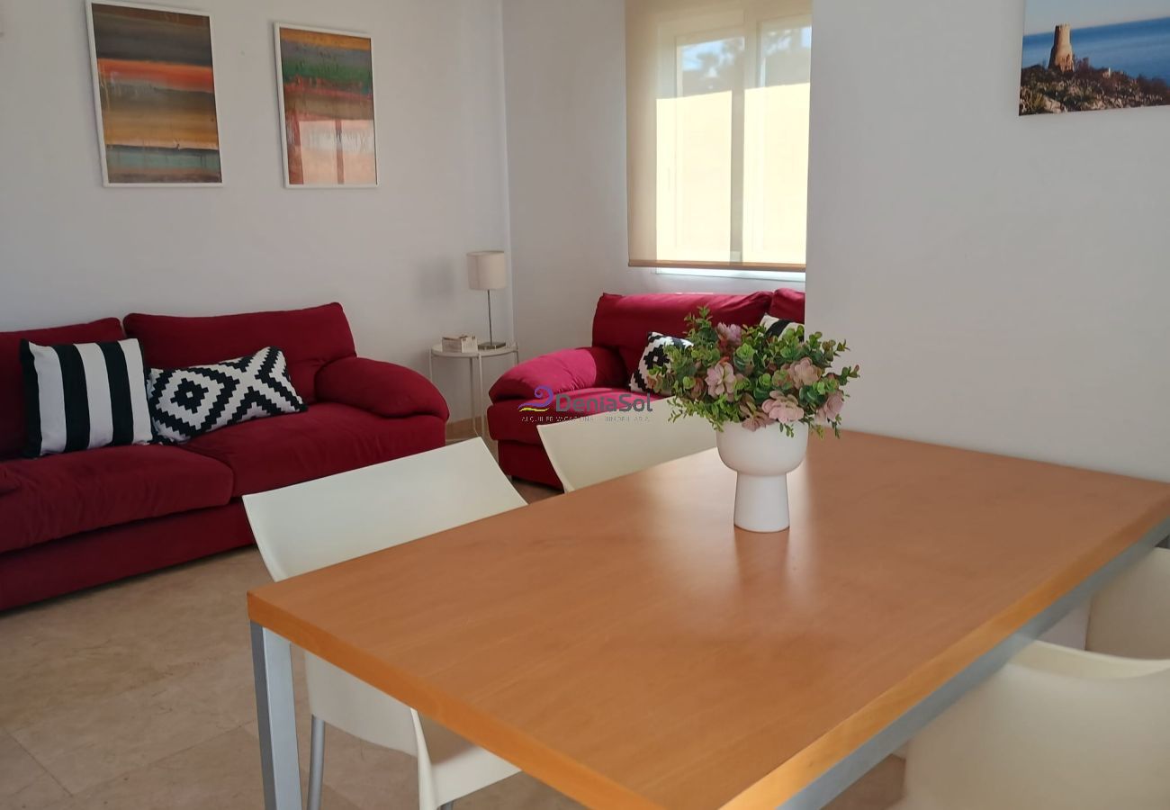 Apartamento en Denia - 145 Playa Esmeralda, 1-7