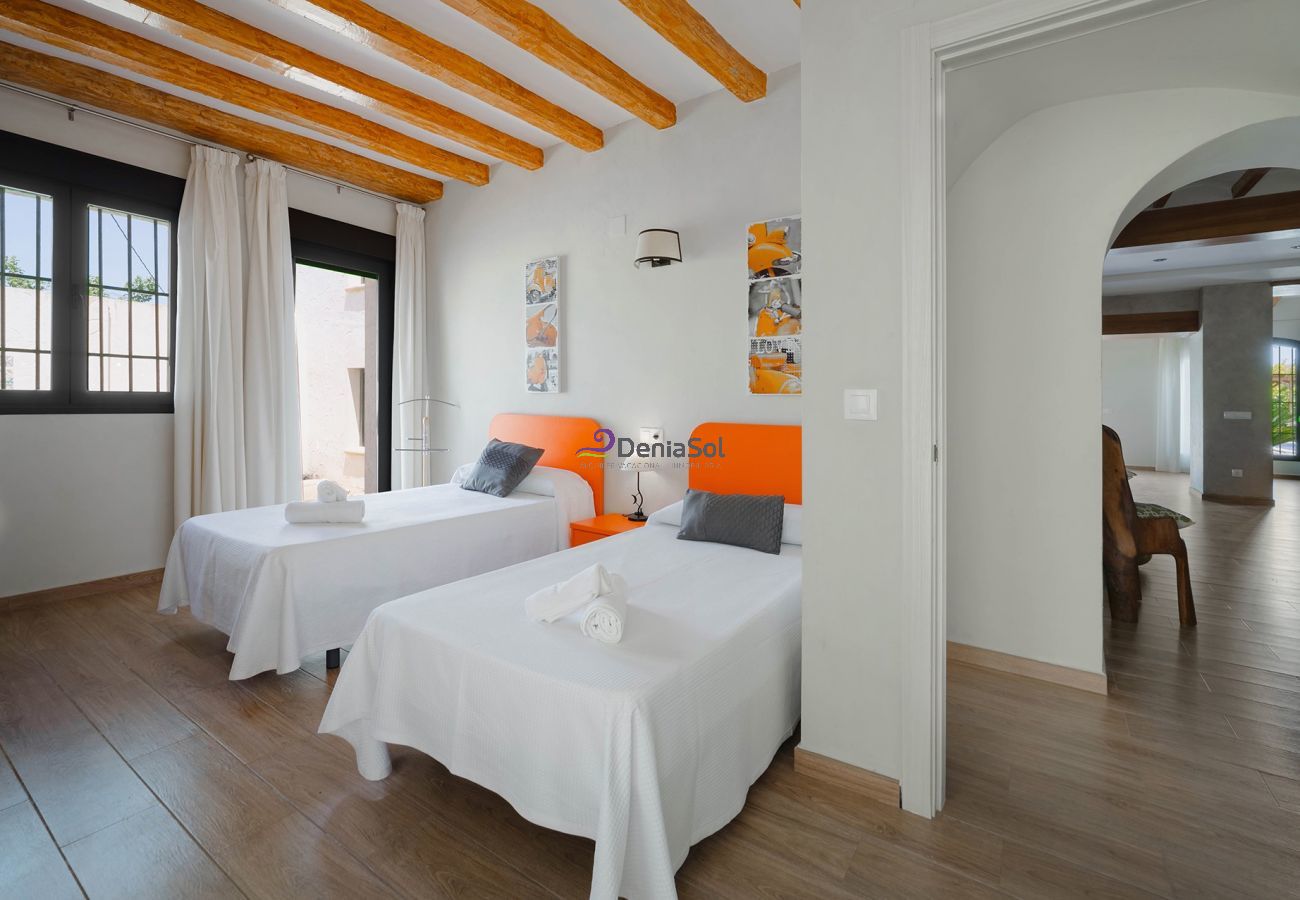 Villa in Teulada - 3000 - SAN MIQUEL
