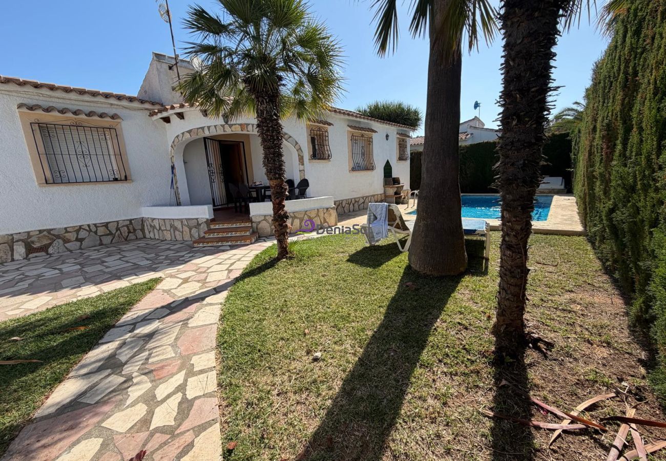 Villa in Denia - 044 Villa Olivar - Fresa