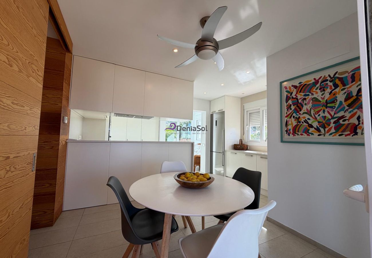 Villa in Denia - 017 Villa Azahar