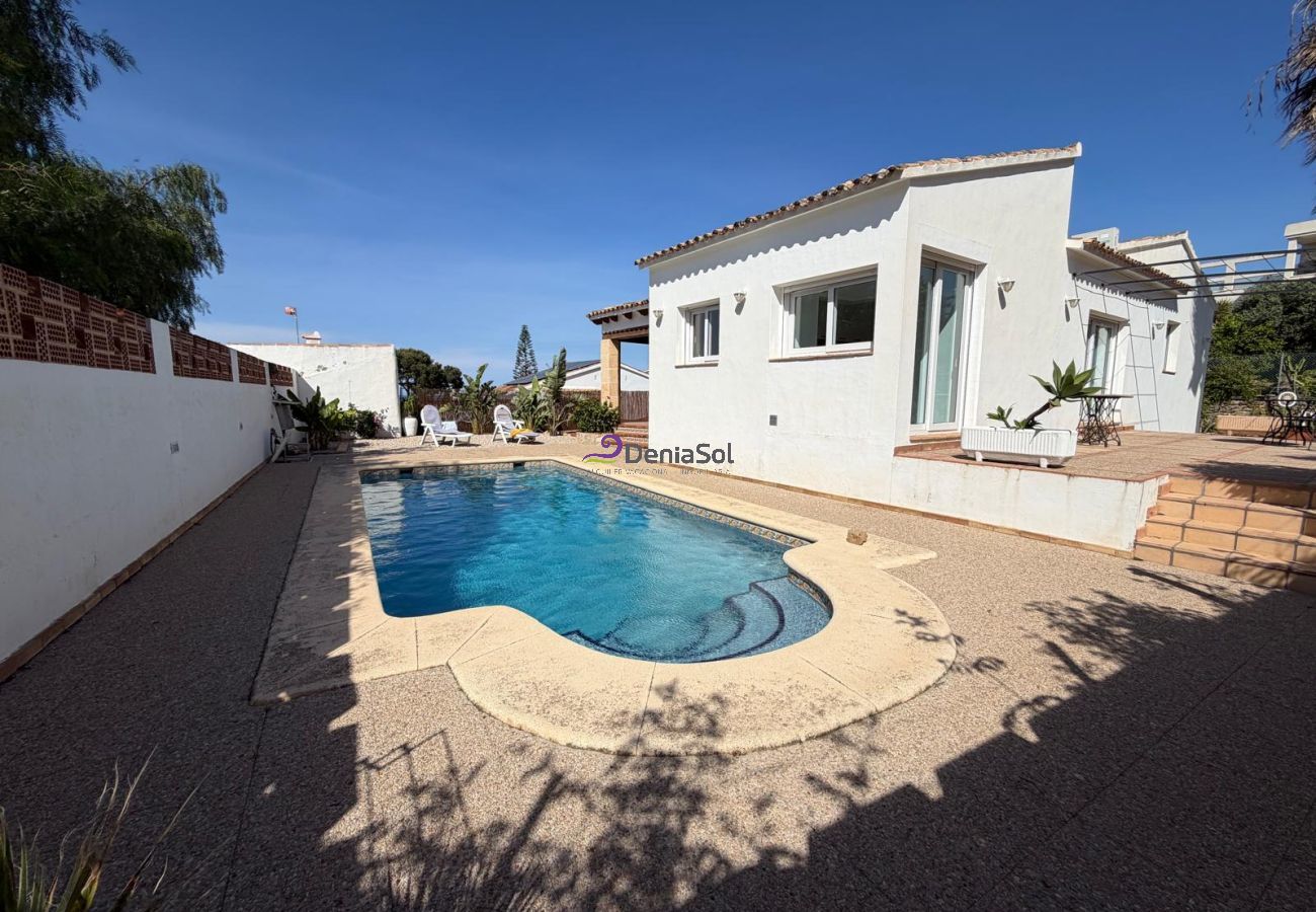 Villa in Denia - 017 Villa Azahar