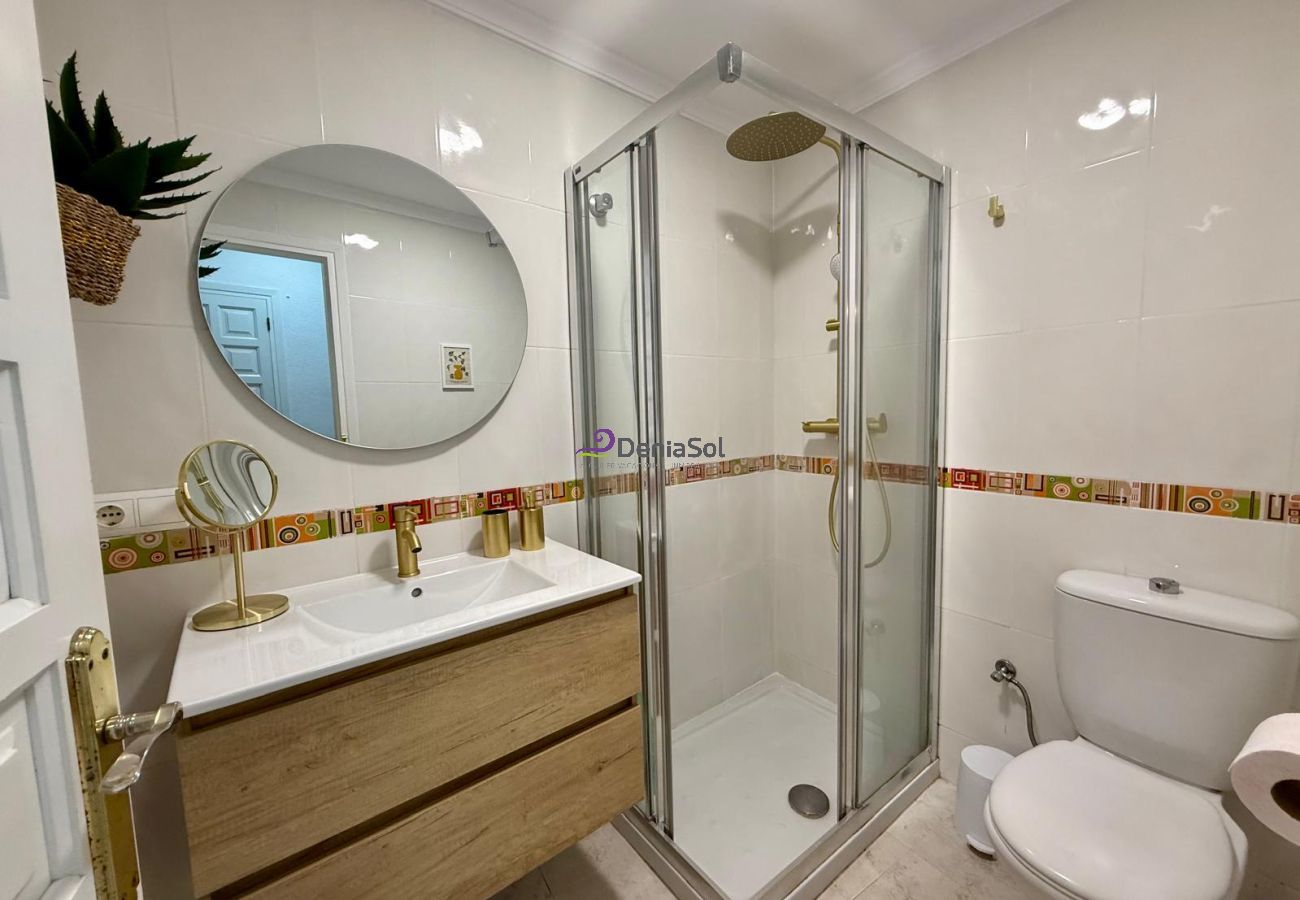 Apartment in Denia - 102 Oasis Beach, 70