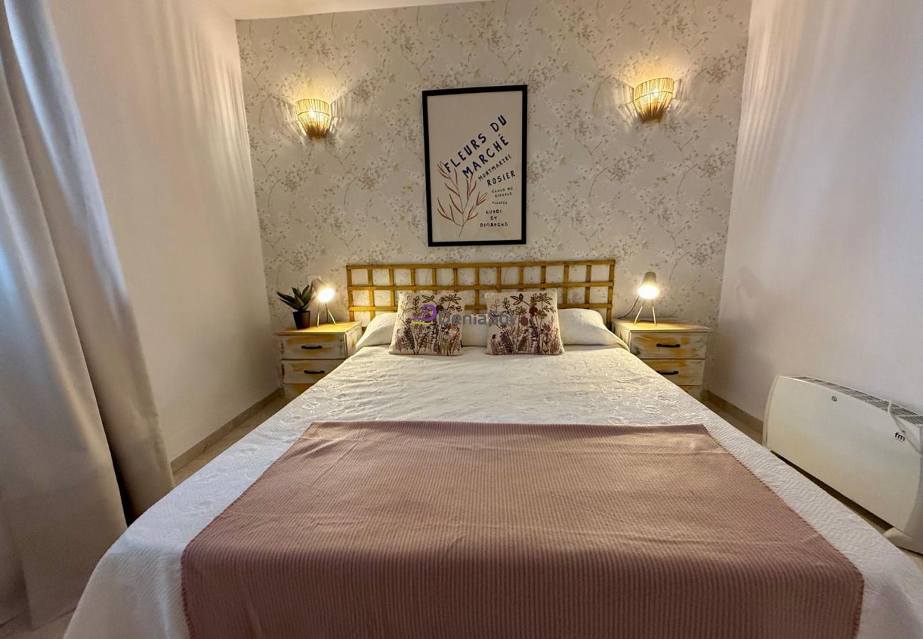 Apartment in Denia - 102 Oasis Beach, 70