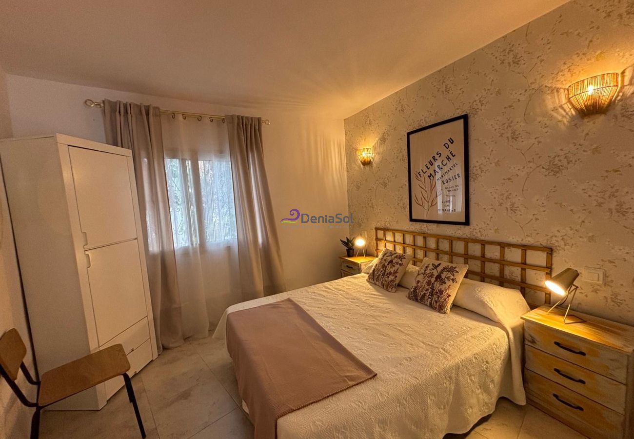 Apartment in Denia - 102 Oasis Beach, 70