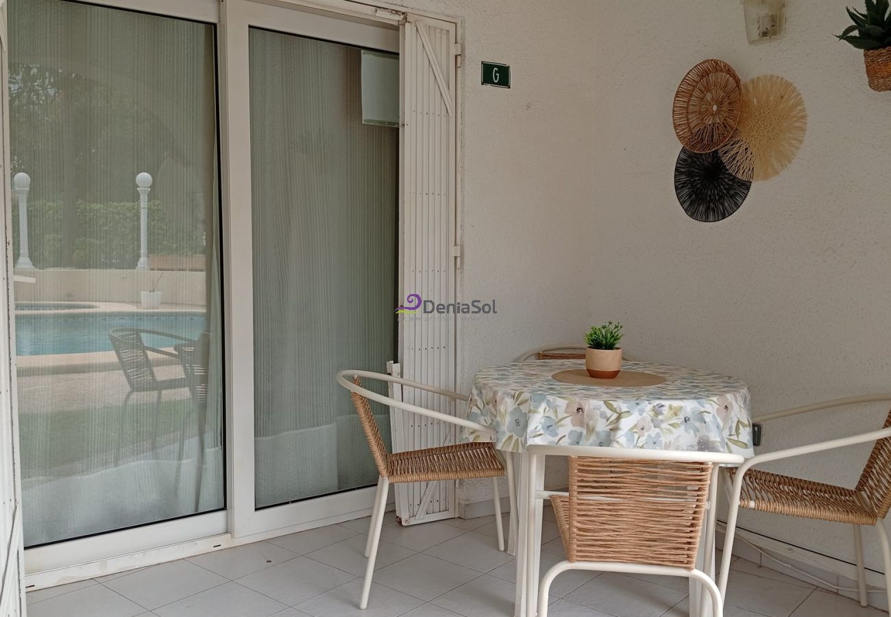 Apartment in Denia - 102 Oasis Beach, 70