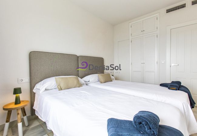 Apartment in Denia - 106 Playa Dorada J-1 Apartment in Denia - 106 Playa Dorada J-1