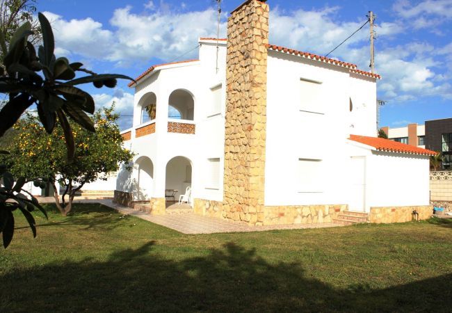 Villa/Dettached house in Denia - DE 207 LLIRI