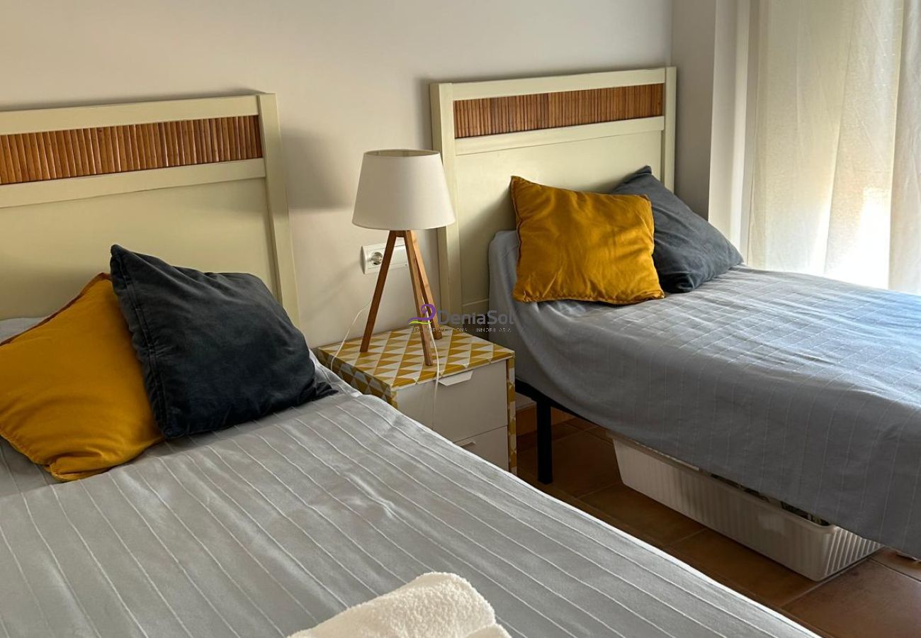 Apartment in Denia - 126 Aquamarinas  C-13