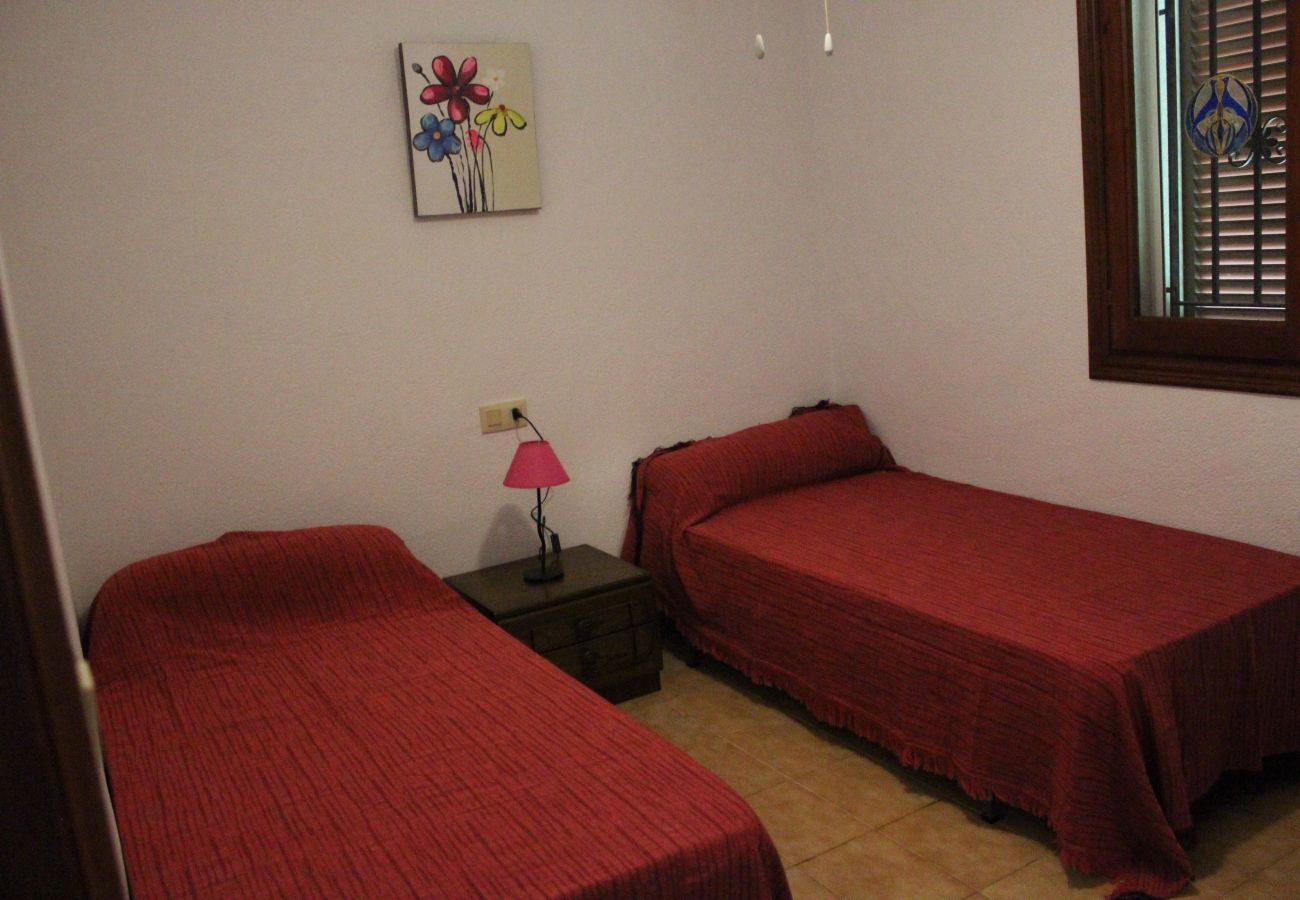 Apartment in Denia - 150 Tropicana Park, 81-B