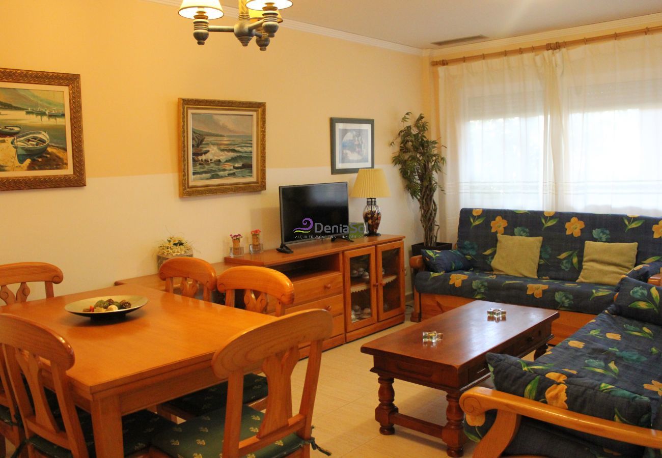 Apartment in Denia - 187 Palm Beach, 72