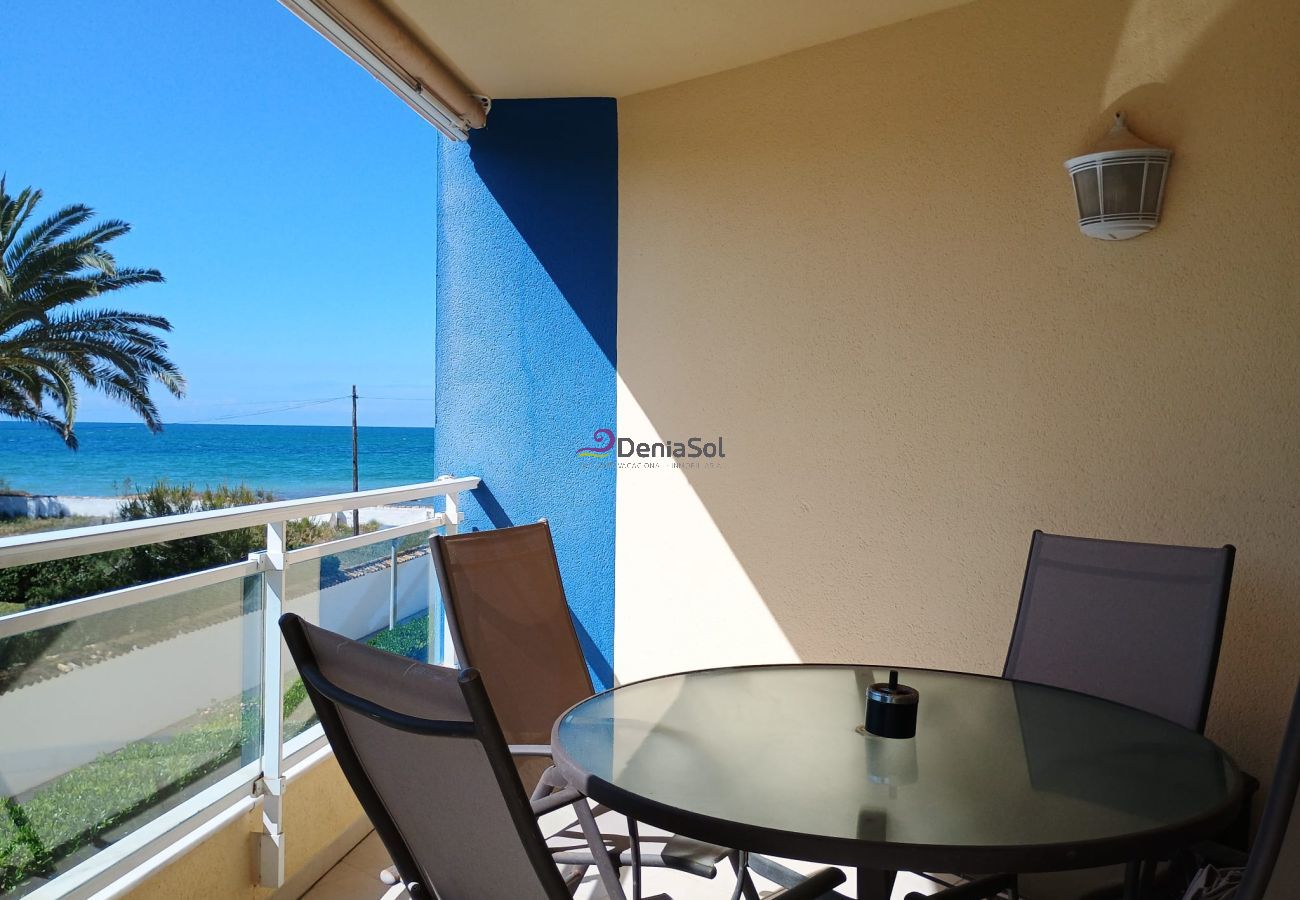 Apartment in Denia - 145 Playa Esmeralda, 1-7