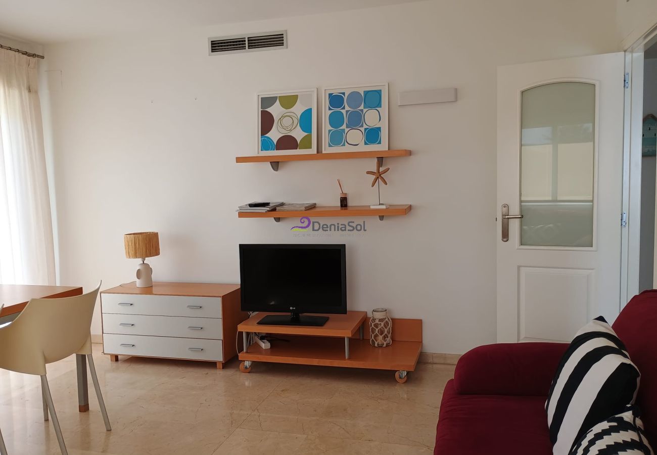 Apartment in Denia - 145 Playa Esmeralda, 1-7