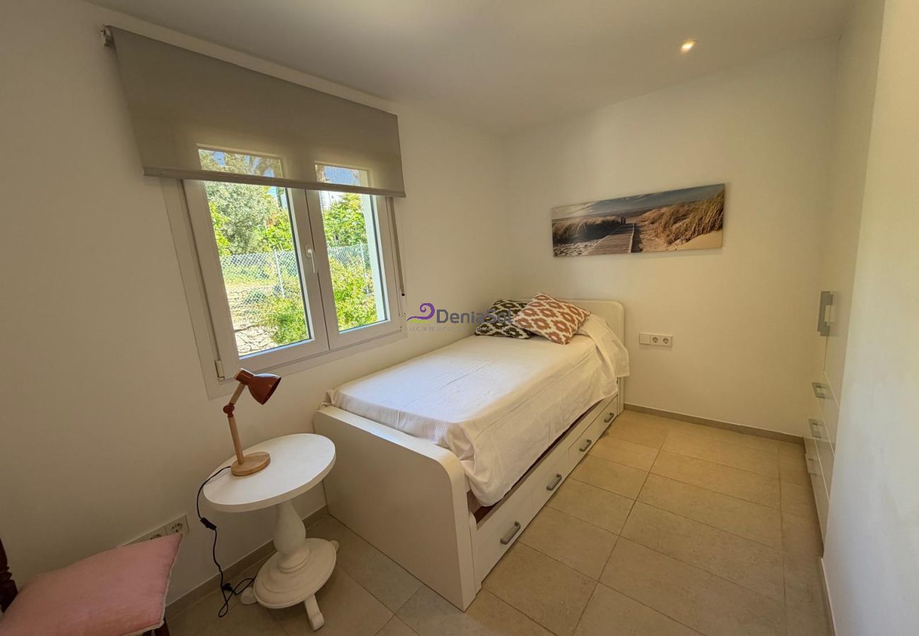 Villa in Denia - 017 Villa Azahar