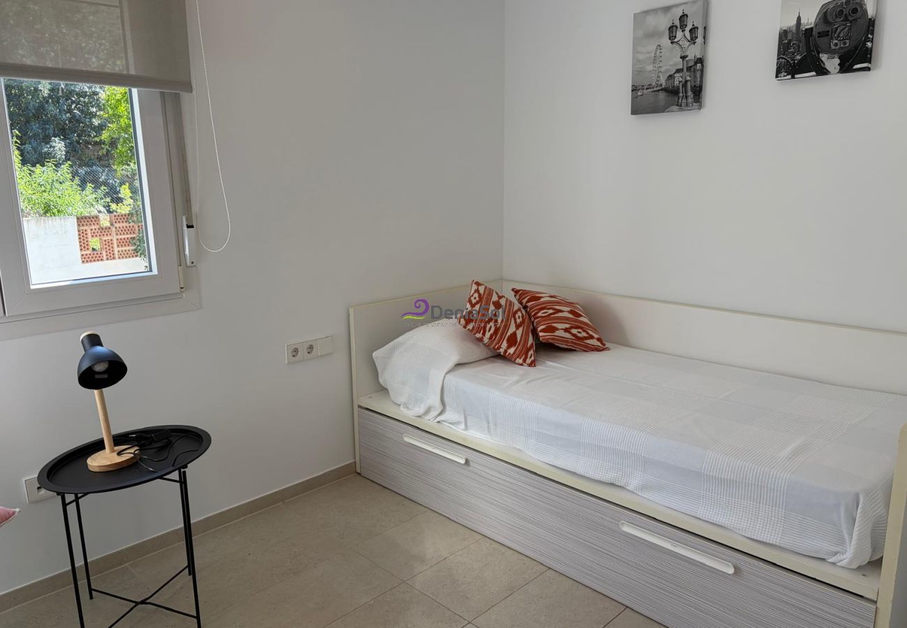 Villa in Denia - 017 Villa Azahar