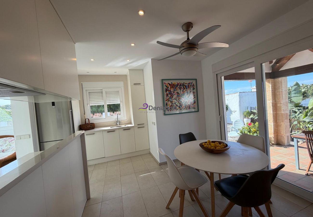 Villa in Denia - 017 Villa Azahar